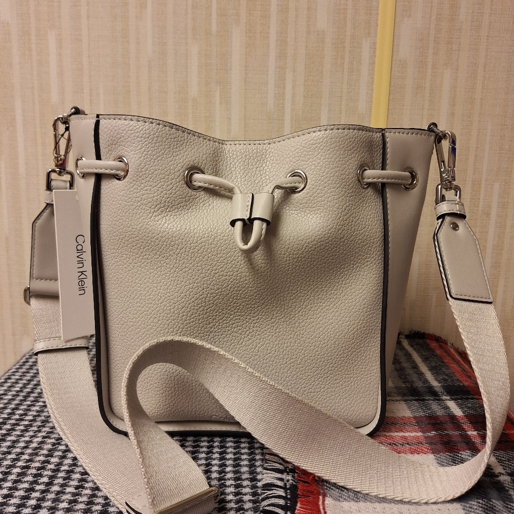 Calvin Klein Holt Gray Crossbody Bag